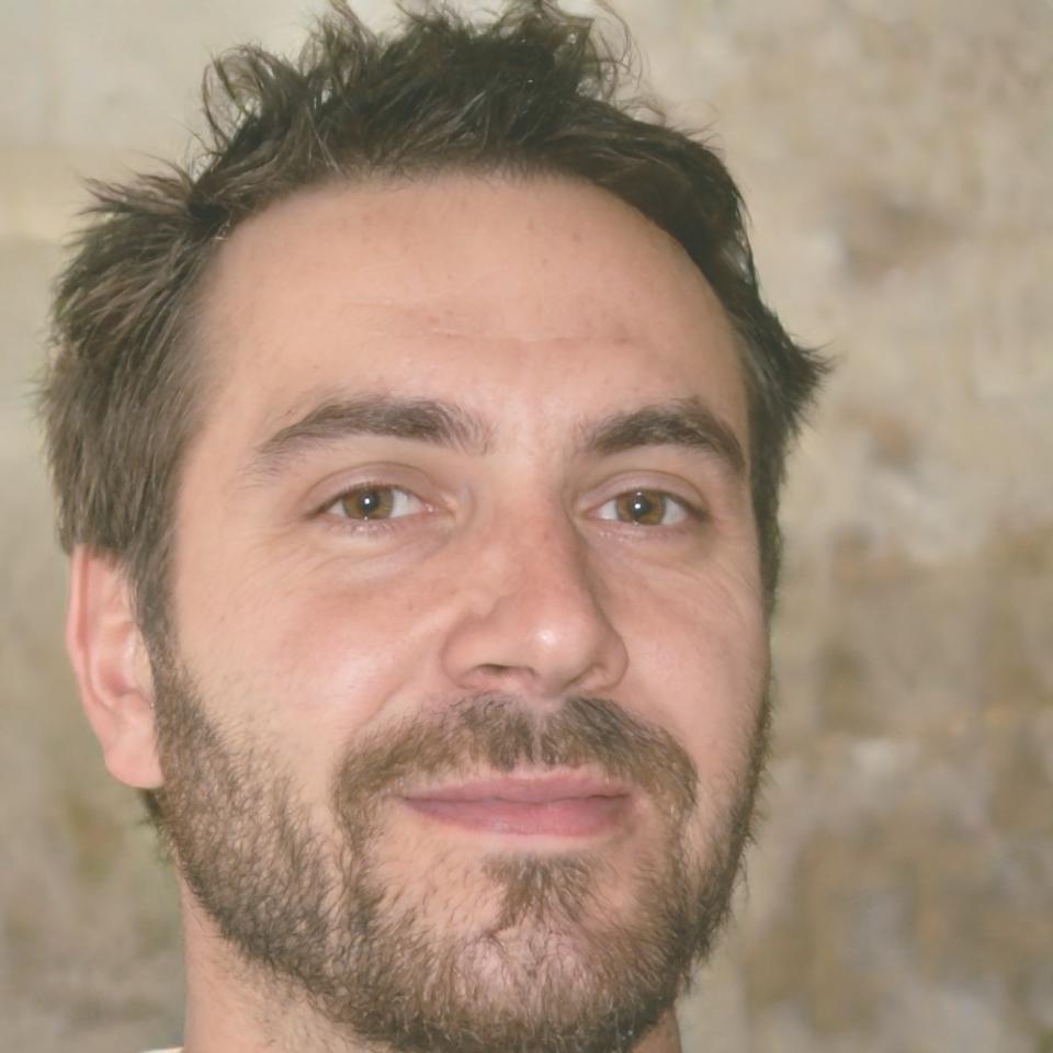 Dane Koertig teaching financial modelling