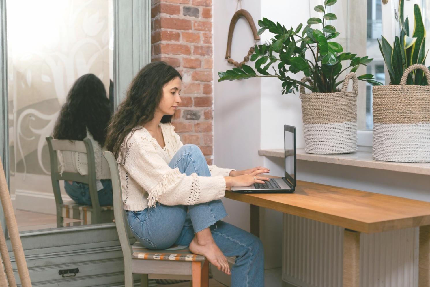 Professional workspace with financial charts and analysis tools